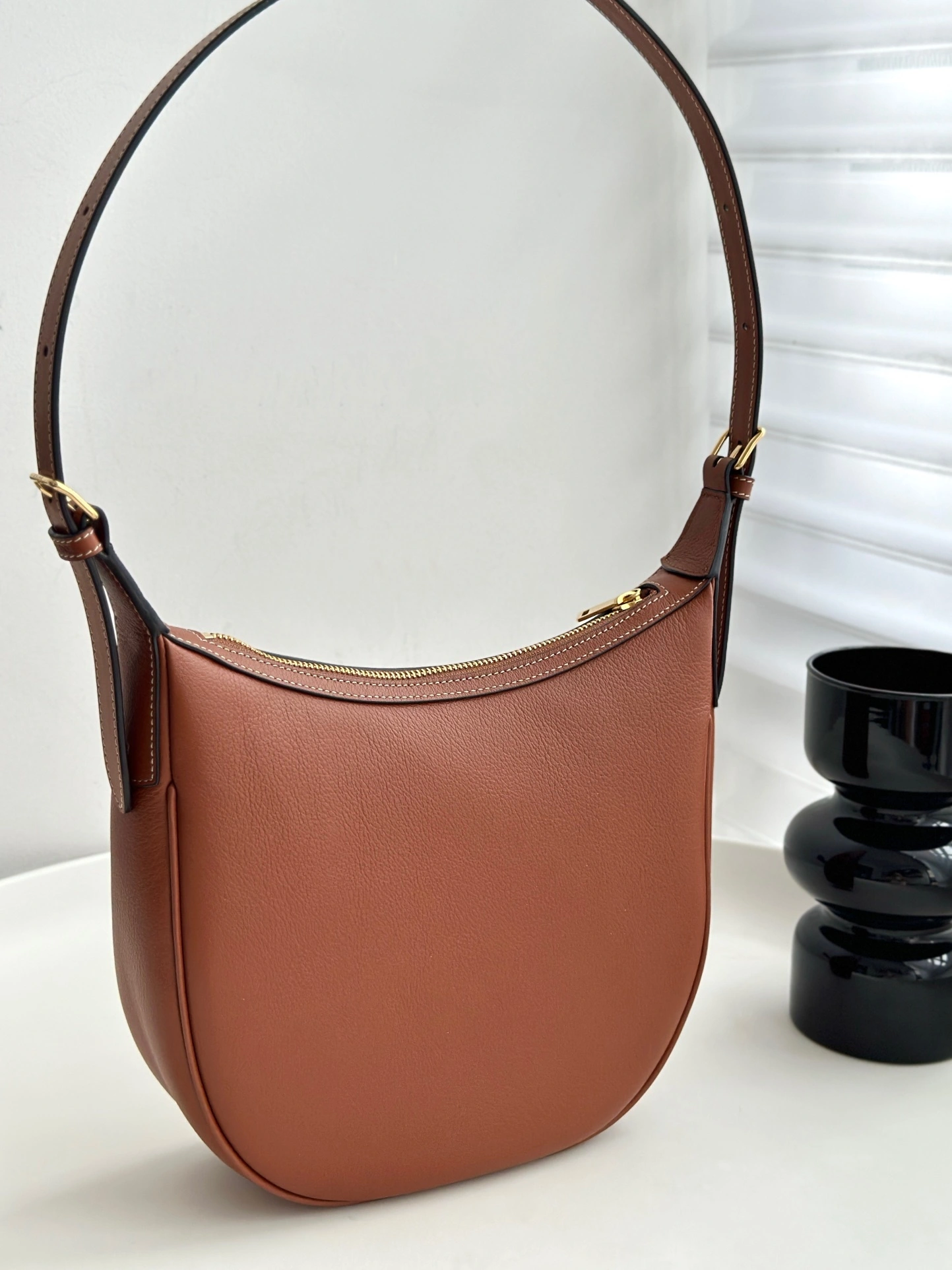 MOMO-- 358i95 117253FLH.04LU 117253FLH-04LU item:D-B000F1919